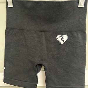 Women’s Best Seamless Workout Shorts Size S